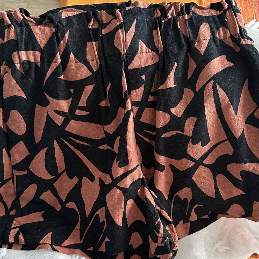 A New Day Black and Brown Abstract Women's Shorts